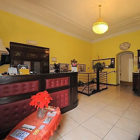 Hotel Alexander 3*